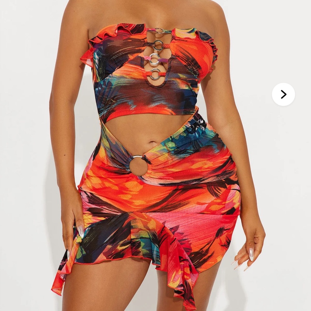 Fashion Nova Strapless Sunset Hues Dress